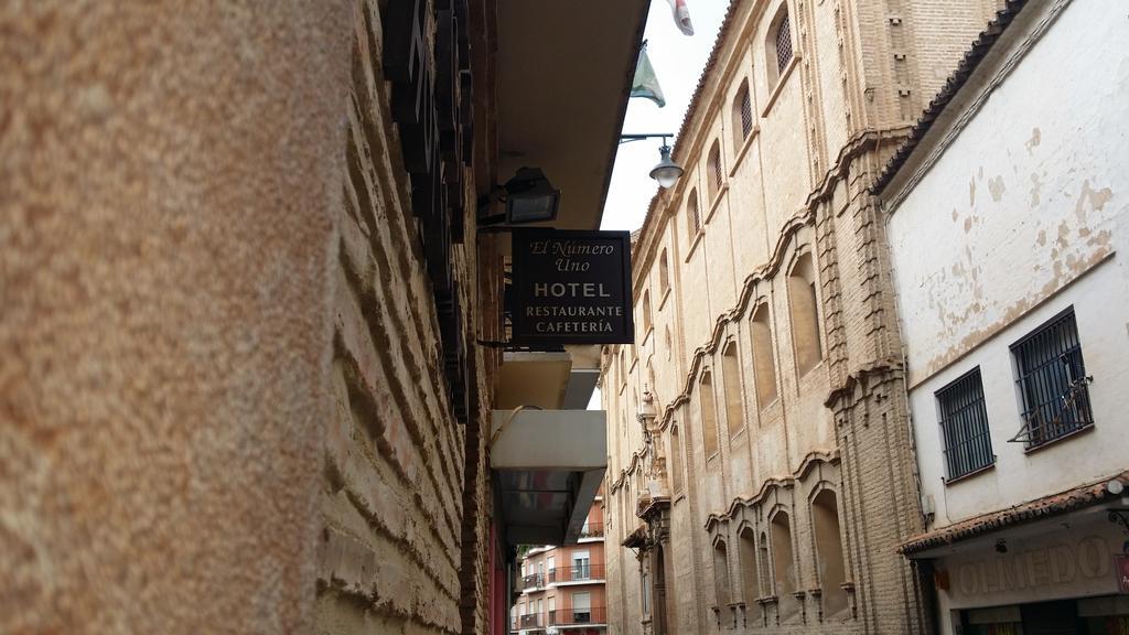 Hotel Meson El Numero Uno Antequera Kültér fotó